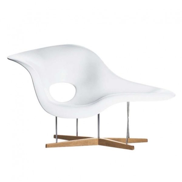 Eames La Chaise White Fiberglass - Reproduction